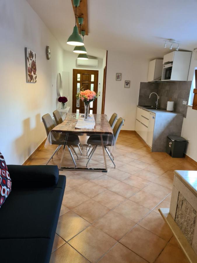 Volmefamily Apartment Pula Exterior photo